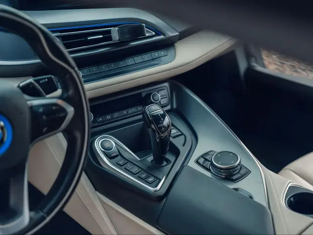 BMW i8 1.5 2015 Hybride Benzine 17