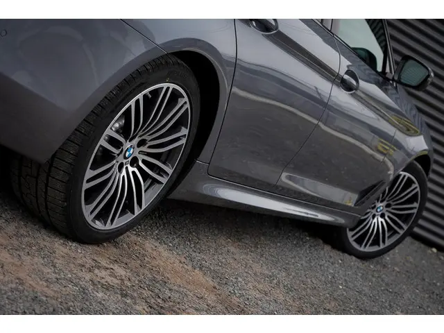 BMW 5 Serie 530e High Executive 2020 Hybride Benzine 13