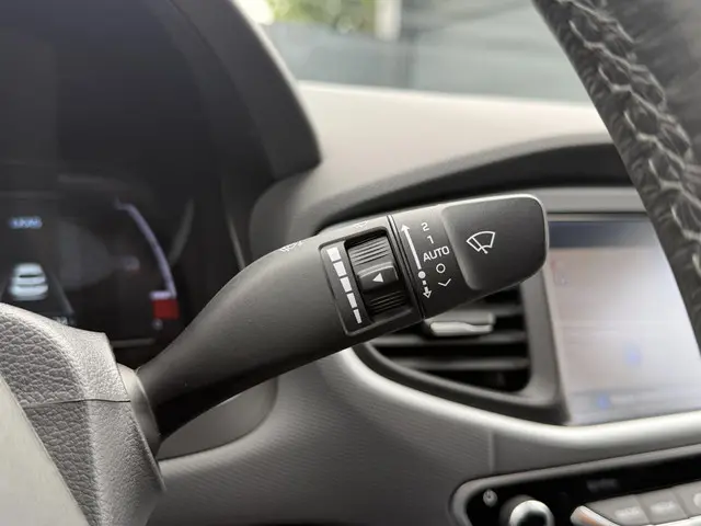 Hyundai IONIQ Premium EV 2017 Elektrisch 32