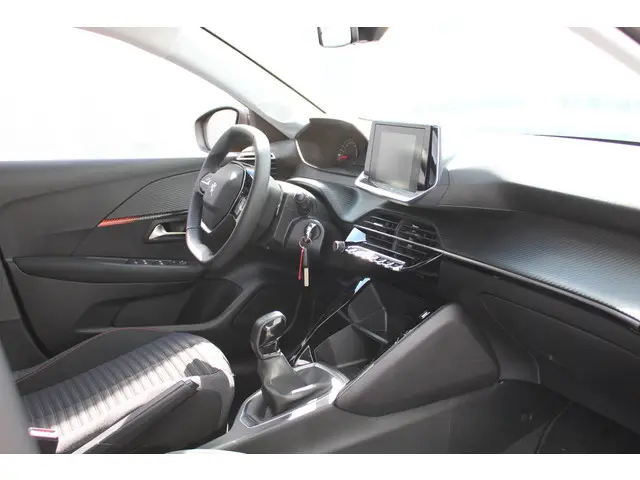 Peugeot 208 1.2 PureTech Active Pack 2023 Benzine 8