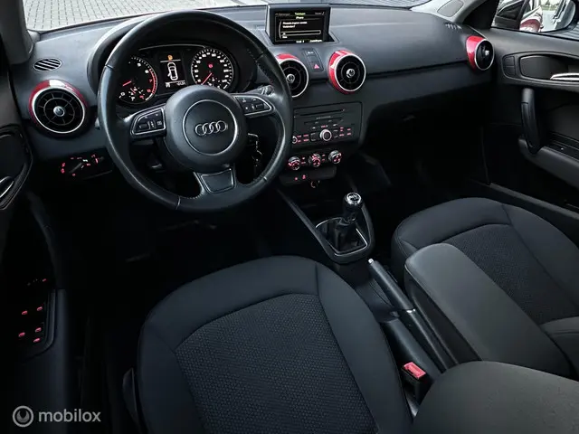 Audi A1 Sportback 1.2 TFSI Pro Line S 2013 Benzine 11