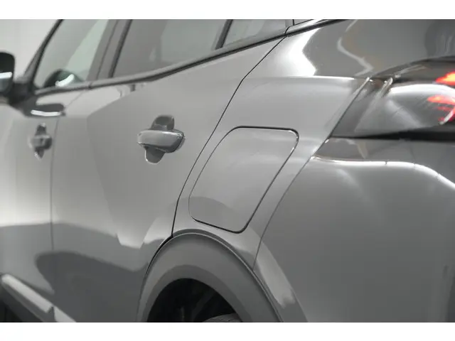 Peugeot e-2008 EV GT 50 kWh 2025 Elektrisch 22