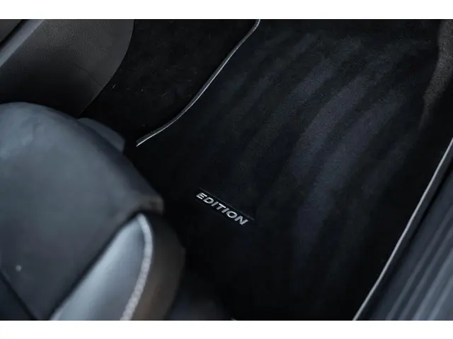 Mercedes-Benz CLA 250 e AMG 2020 Hybride Benzine 48