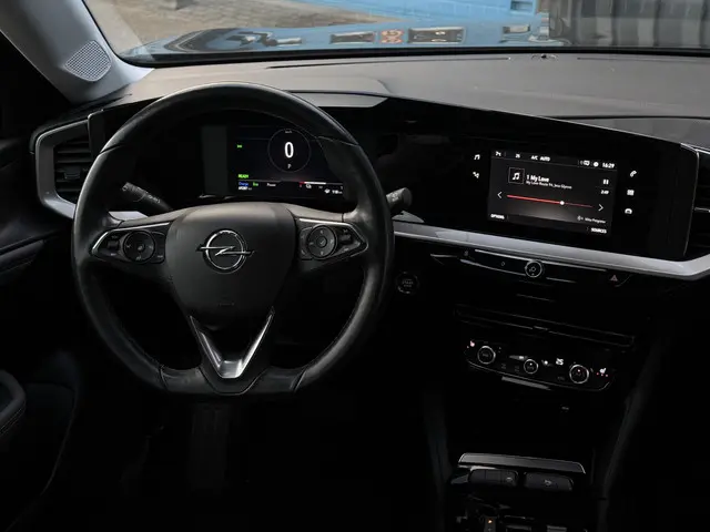 Opel Mokka-e Elegance 50-kWh 11kw bl. 2021 Elektrisch 16
