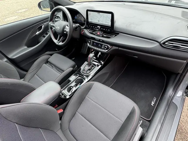 Hyundai i30 1.5 T-GDi MHEV N Line 2024 Benzine 23