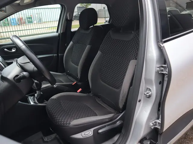 Renault Captur 0.9 TCe Intens 2019 Benzine 18