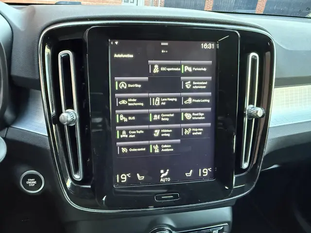 Volvo XC40 1.5 T3 Momentum Aut. 2020 Benzine 14