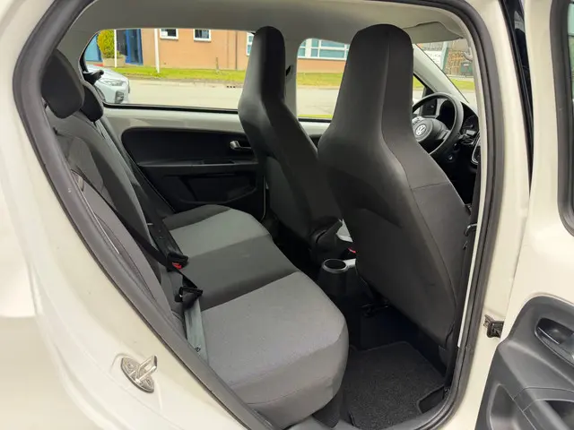 Volkswagen up! 1.0 move up! BlueMotion 2015 Benzine 13