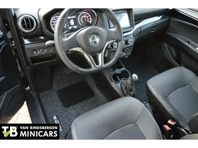 Aixam Crossover Brommobiel Premium 2024 Diesel 13