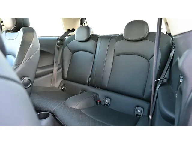 MINI Cooper S Mini 2.0 Chili 2015 Benzine 38