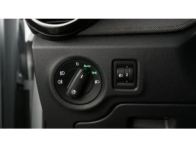 Škoda Fabia 1.0 TSI 95pk Selection 2024 Benzine 14