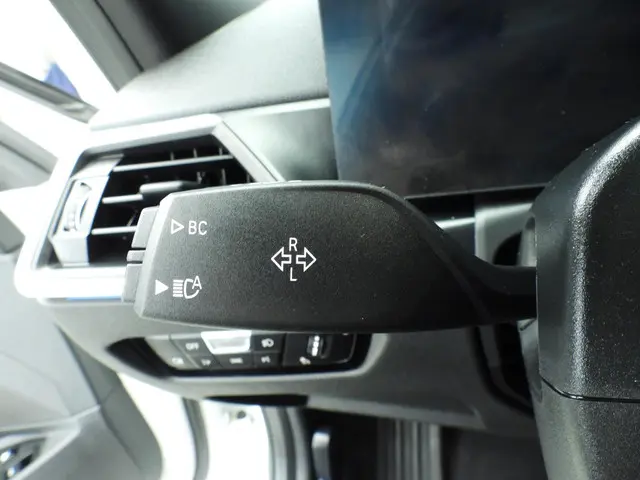 BMW 3 Serie Touring 330e 2024 Hybride Benzine 19