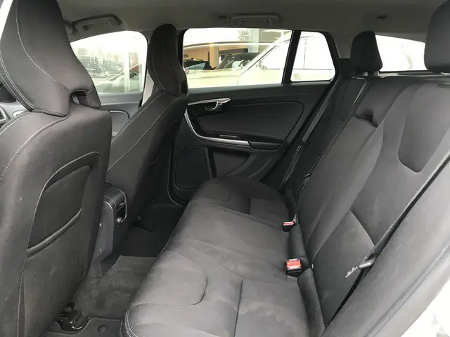 Volvo V60 2.0 D3 Nordic 2016 Diesel 8