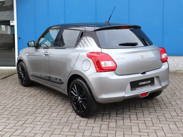 Suzuki Swift 1.2 Select 2018 Benzine 21