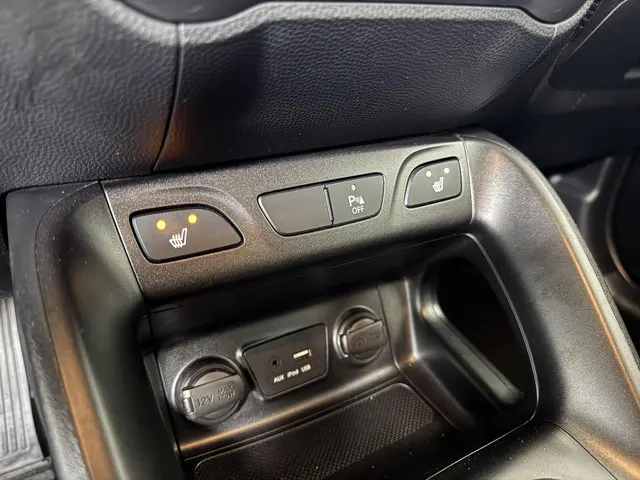 Hyundai ix35 1.6i GDI i-Vision 2015 Benzine 16