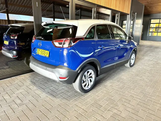 Opel Crossland X 1.2 Turbo Innovation blauw 2019 Benzine 7