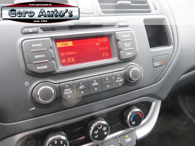 Kia Rio 1.2 CVVT BusinessLine 5drs 2014 Benzine 7