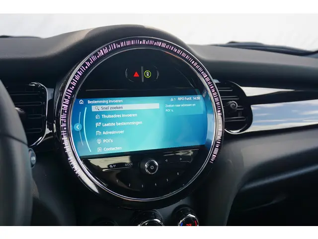MINI 3-Deurs John Cooper Works Essential 2022 Benzine 23