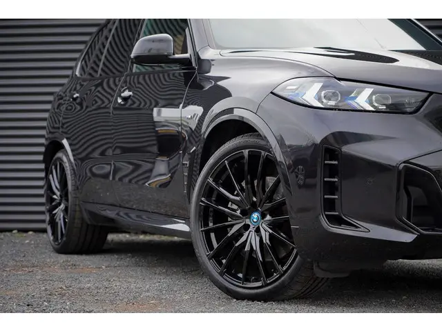 BMW X5 xDrive50e M-Sport 2023 Hybride Benzine 25