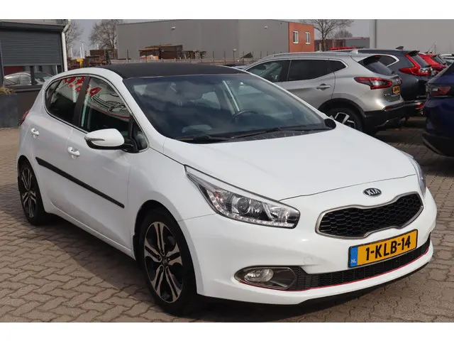 Kia cee'd 1.6 GDI Business Pack 2013 Benzine 11