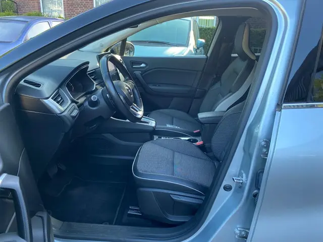 Renault Captur 1.3 TCe 140 R.S. Line 2021 Benzine 6