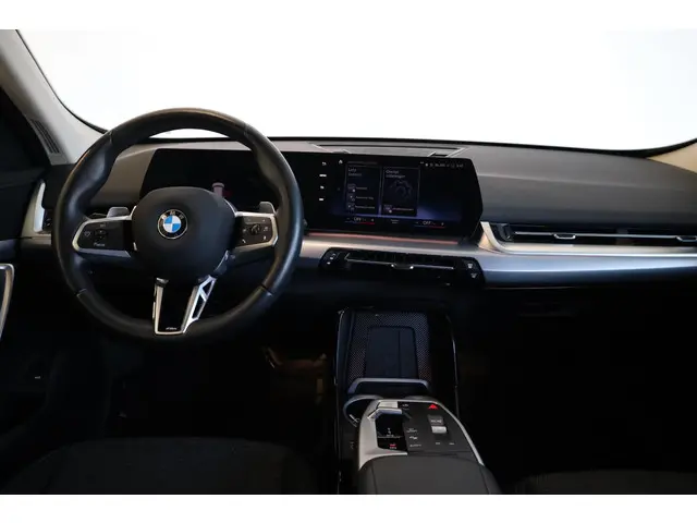 BMW X1 sDrive18i 2022 Benzine 10