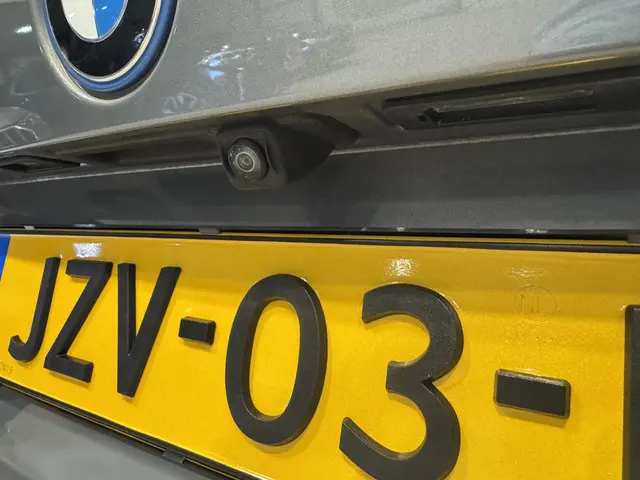 BMW 3 Serie Touring 320e 2022 Hybride Benzine 31