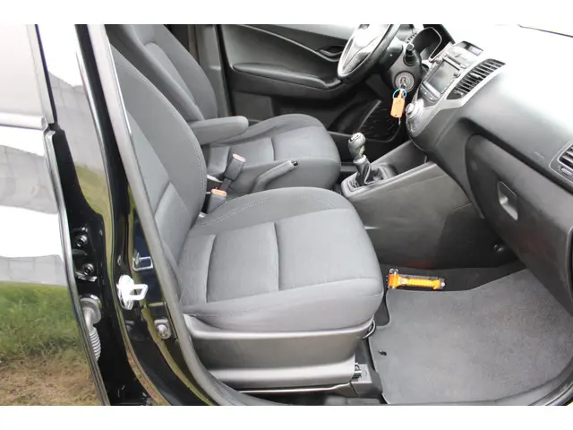 Hyundai ix20 1.4i i-Magine 2013 Benzine 12