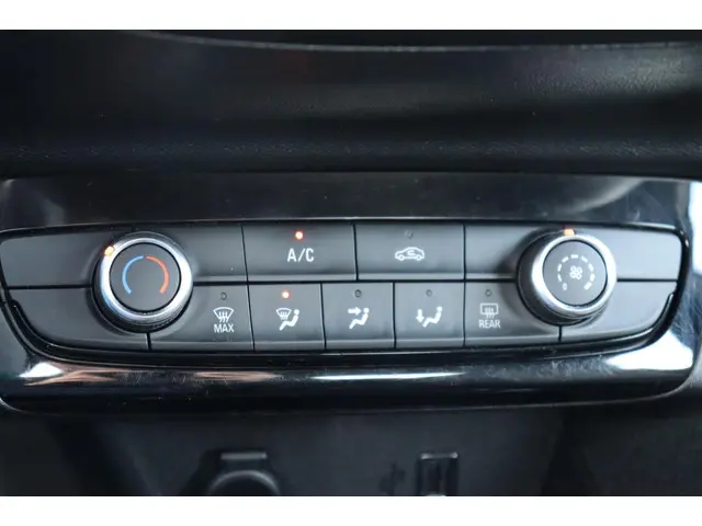 Opel Corsa 1.2Turbo Edition org. NL-auto 2020 Benzine 16