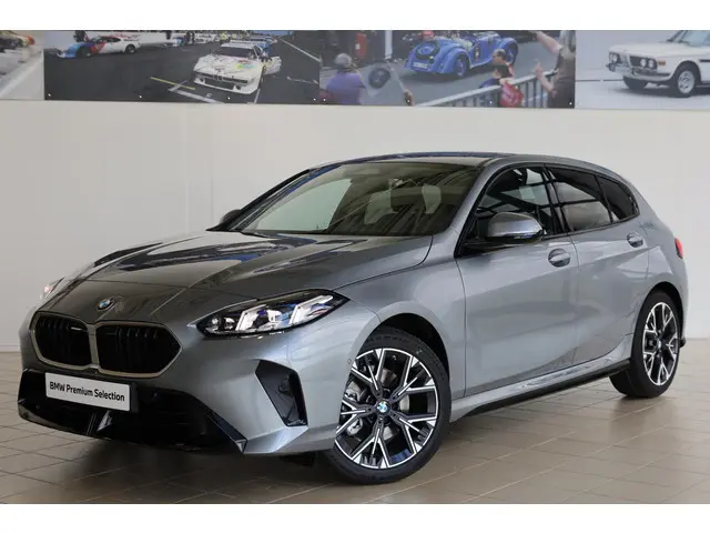 BMW 1 Serie 120 2025 Benzine 28