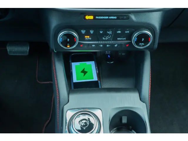 Ford Kuga 2.5 PHEV ST-Line X 2023 Hybride Benzine 41