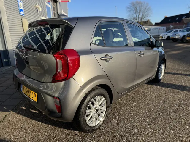 Kia Picanto 1.0 DPi DynamicLine 2021 Benzine 8