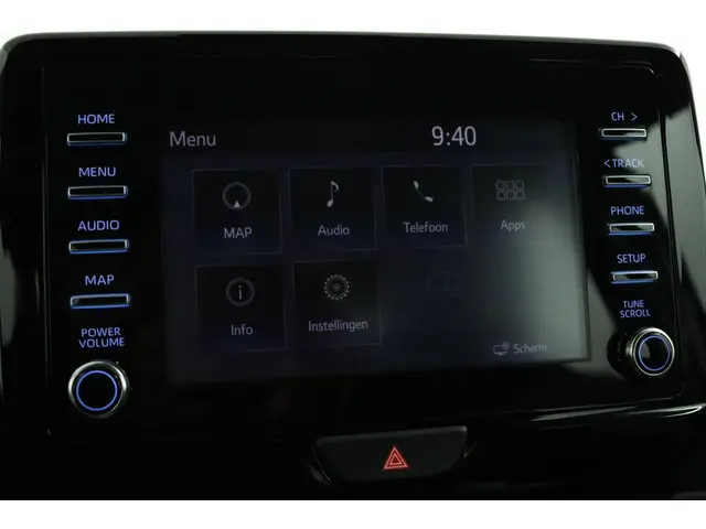 Toyota Yaris 1.5 Hybrid Dynamic 2023 Hybride Benzine 9