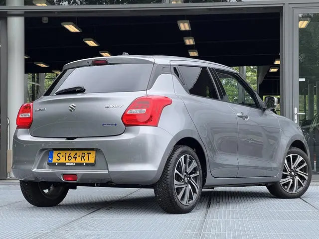 Suzuki Swift 2