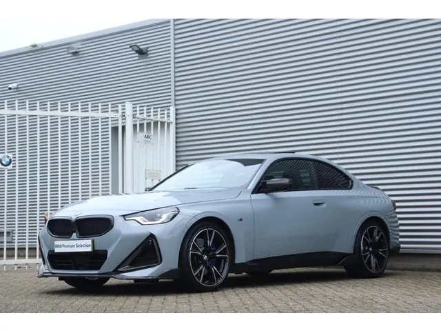BMW 2 Serie Coupé M240i xDrive 2022 Benzine 43