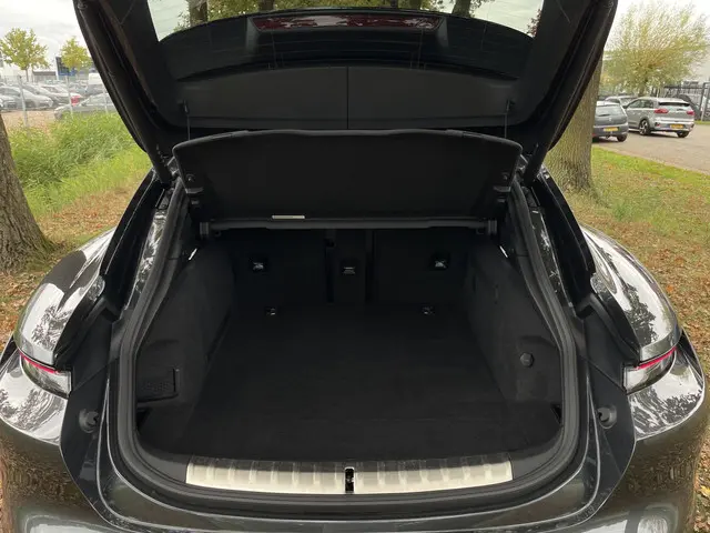 Porsche Taycan Cross Turismo 4S 93 kWh 2023 Elektrisch 12