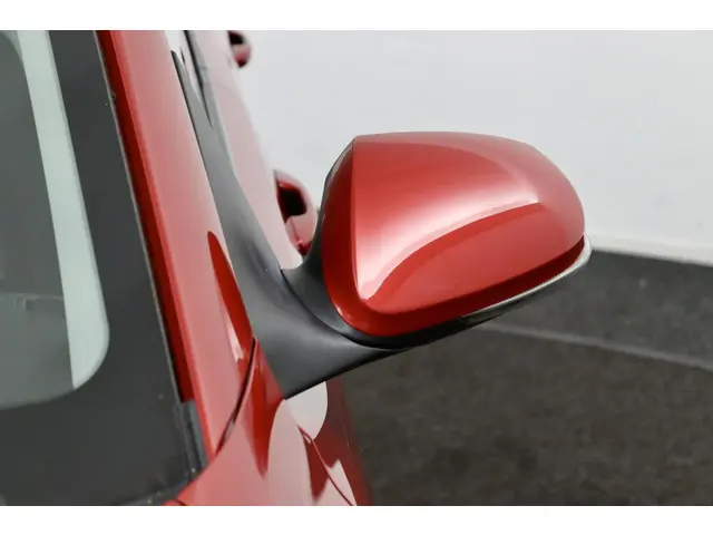 Hyundai i10 1.0 Comfort Smart rood 2021 Benzine 34