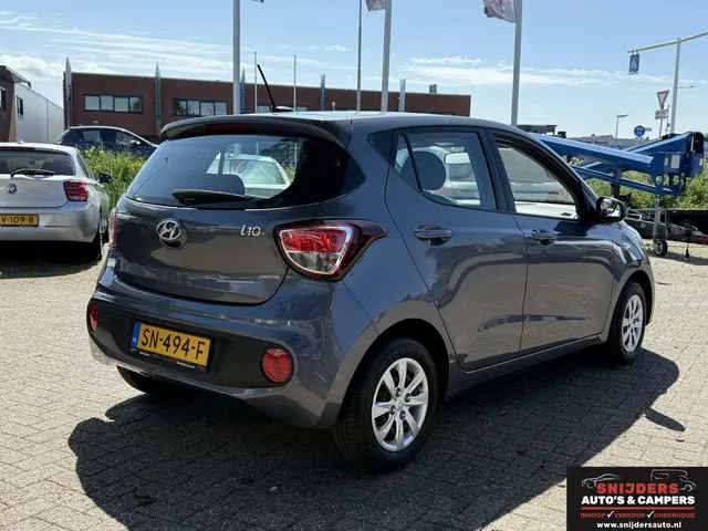 Hyundai i10 1.0i i-Premium navi PDC 2018 Benzine 4