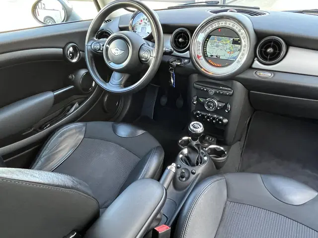 MINI One 1.6 Chili 2014 Benzine 62