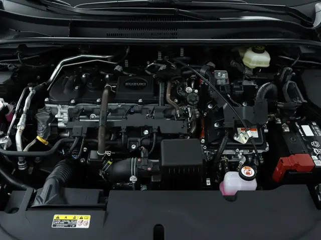 Suzuki Swace 1.8 Hybrid Select 2024 Hybride Benzine 33