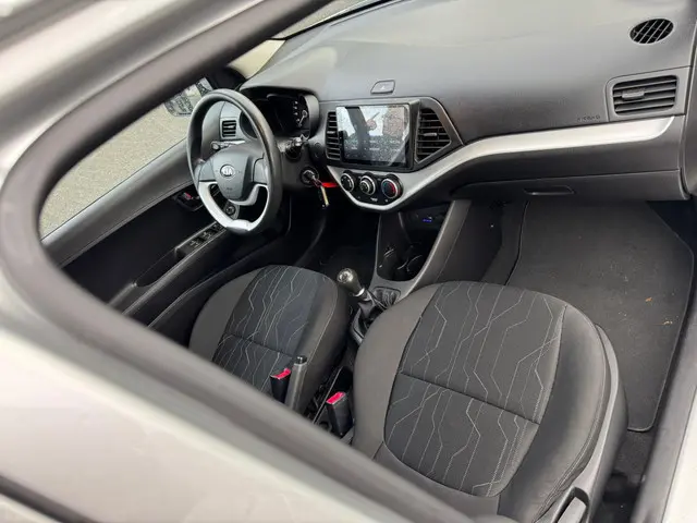 Kia Picanto 1.0 CVVT ISG Plus Pack 2013 Benzine 10