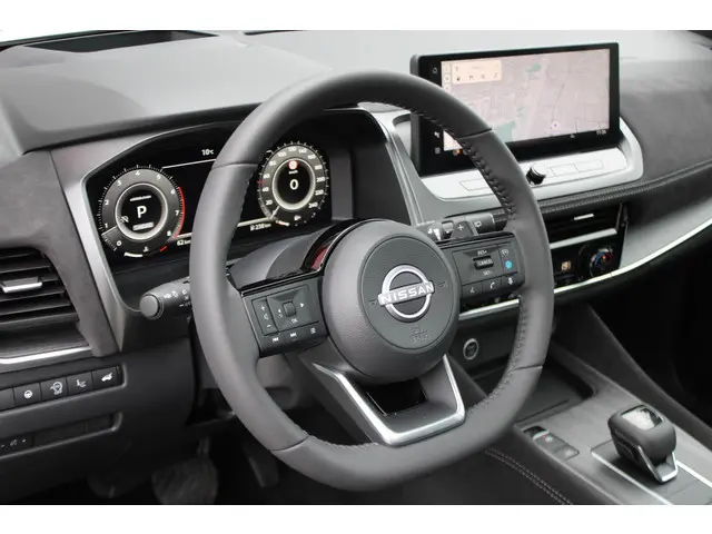 Nissan QASHQAI MHEV 158 Xtronic Tekna Plus 2025 Benzine 32