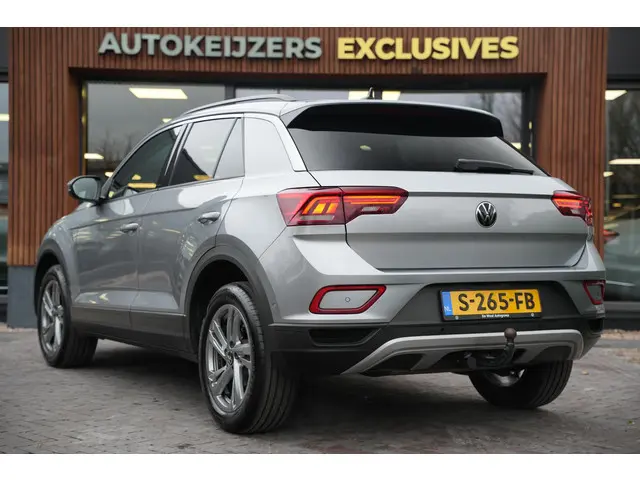 Volkswagen T-Roc 1.0 TSI Life 2023 Benzine 6