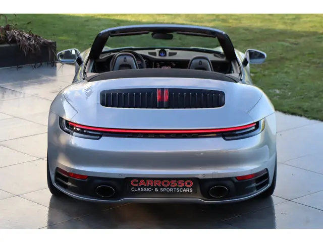 Porsche 911 Carrera S 2020 Benzine 42