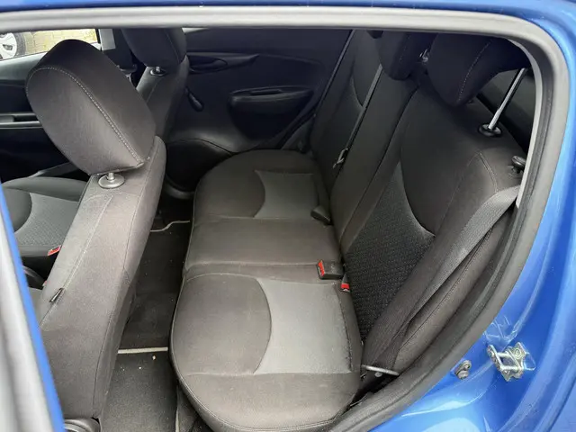 Opel KARL 1.0 ecoFLEX Edition 2015 Benzine 14