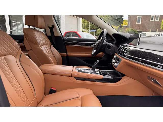 BMW 7 Serie 740Ld xDrive High Executive 2021 Diesel 21