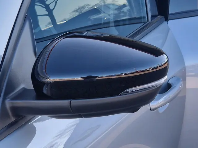 Ford Kuga 2.5 PHEV Active X 2025 Hybride Benzine 24