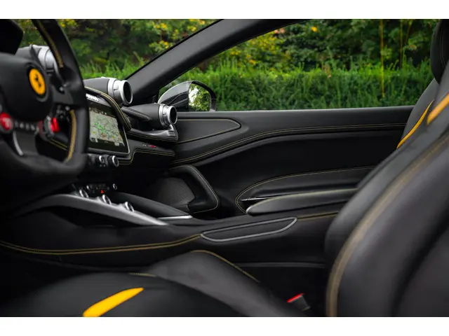 Ferrari GTC4Lusso 6.3 V12 2016 Benzine 27