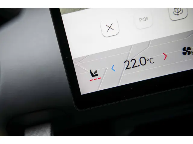 Lynk & Co 02 More 66 kWh 2025 Elektrisch 25