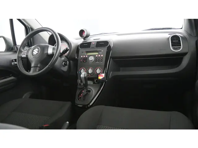 Suzuki Splash 1.2i 94pk Automaat Exclusive 2014 Benzine 29